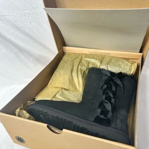 UGG Pala Women’s Shearling Suede Boot — Bow Corset Lace NEW